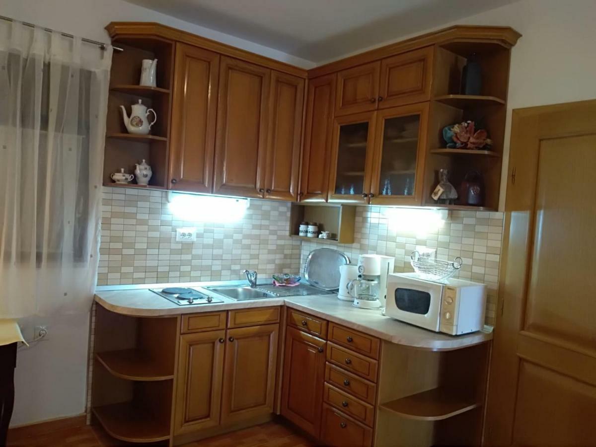 Apartmani Smiljana Makarska Ngoại thất bức ảnh