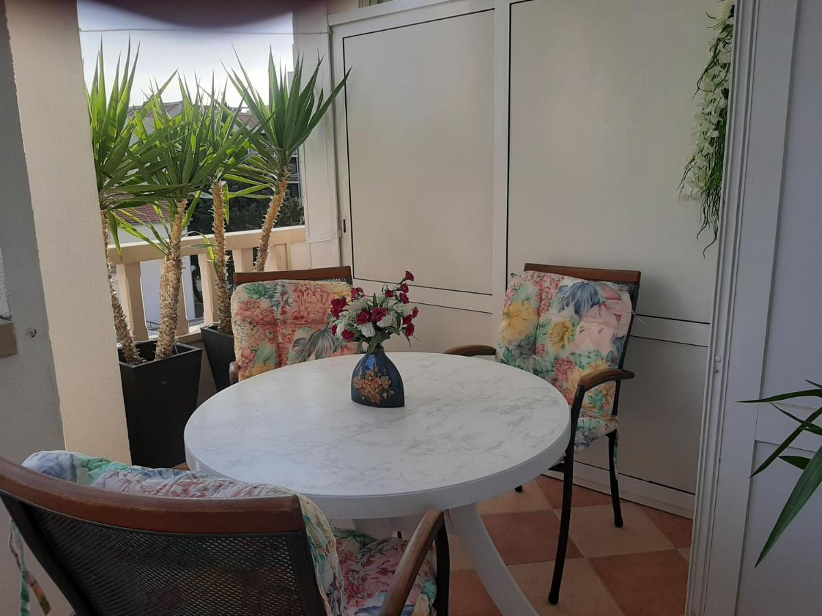 Apartmani Smiljana Makarska Ngoại thất bức ảnh
